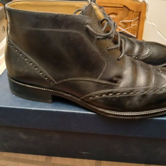 Beautiful pair of Cole Haan black wing tipped shoes. (Dize 11) main image 5